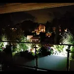 Exceptional Near Vatican Flat With Swimming Pool